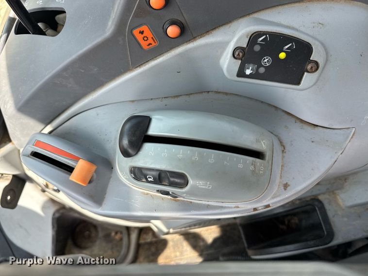 image for item DU7832 2014 New Holland T5.115 MFWD tractor