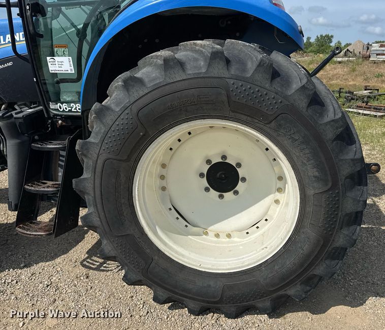 image for item DU7832 2014 New Holland T5.115 MFWD tractor
