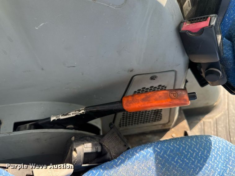 image for item DU7833 2014 New Holland T5-115 MFWD tractor