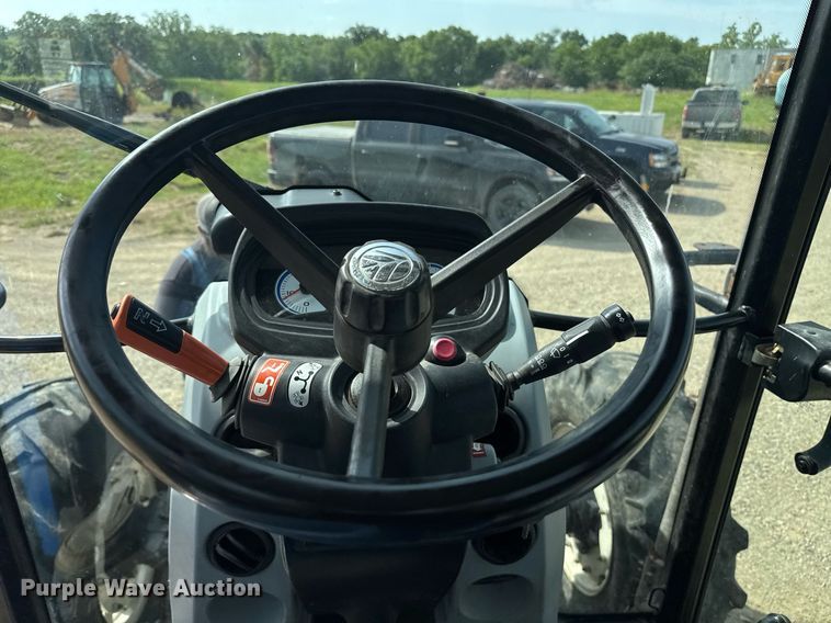 image for item DU7833 2014 New Holland T5-115 MFWD tractor