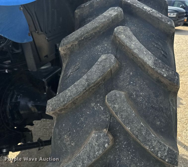 image for item DU7833 2014 New Holland T5-115 MFWD tractor