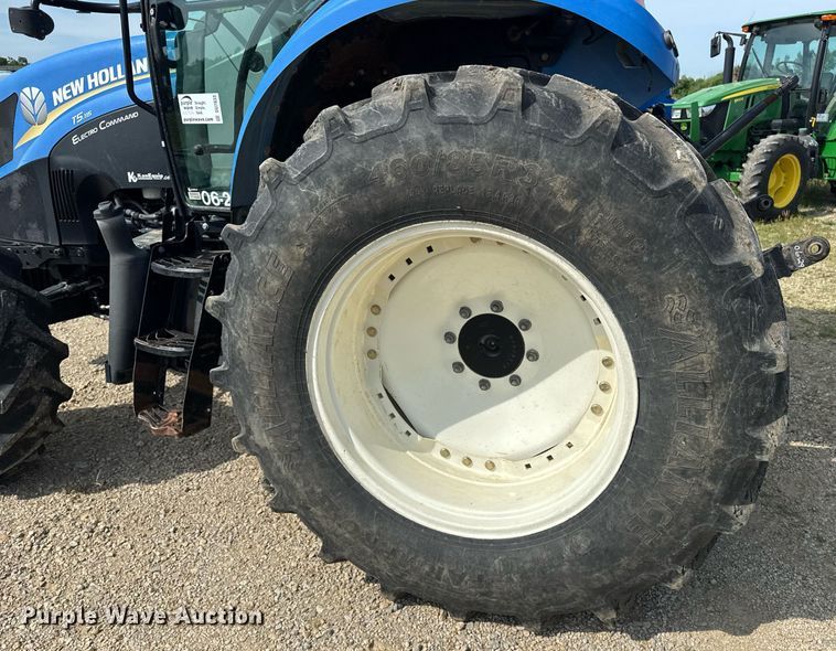 image for item DU7833 2014 New Holland T5-115 MFWD tractor