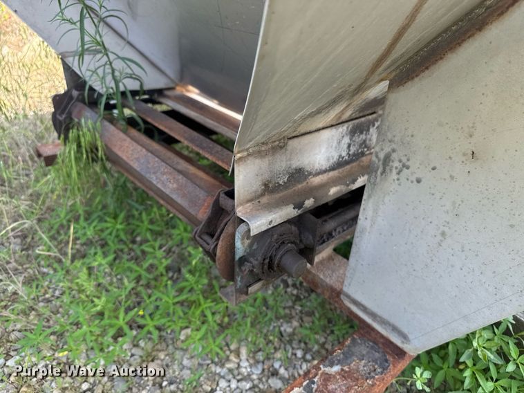 image for item DU7834 Fink spreader