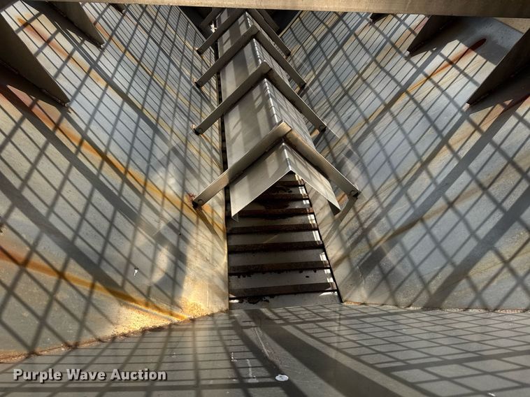 image for item DU7834 Fink spreader