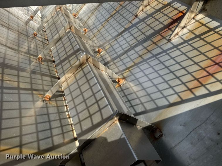 image for item DU7834 Fink spreader