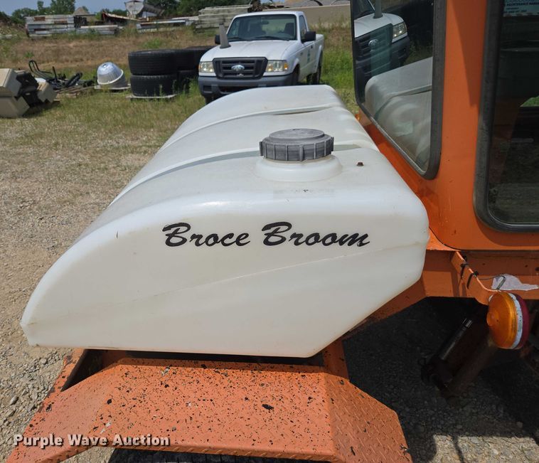 image for item DU7838 2005 Broce RJ350 broom