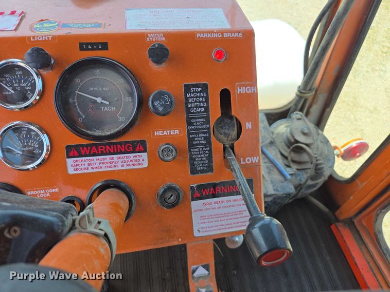 image for item DU7838 2005 Broce RJ350 broom