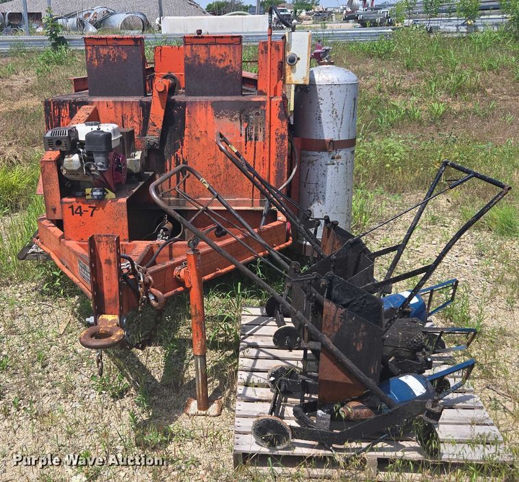 image for item DU7839 Marathon TRA pothole patcher