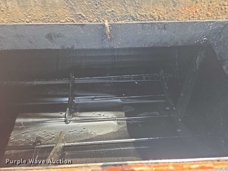 image for item DU7839 Marathon TRA pothole patcher