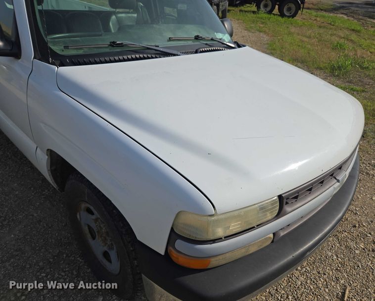 image for item DU7841 1999 Chevrolet Silverado 1500 pickup truck