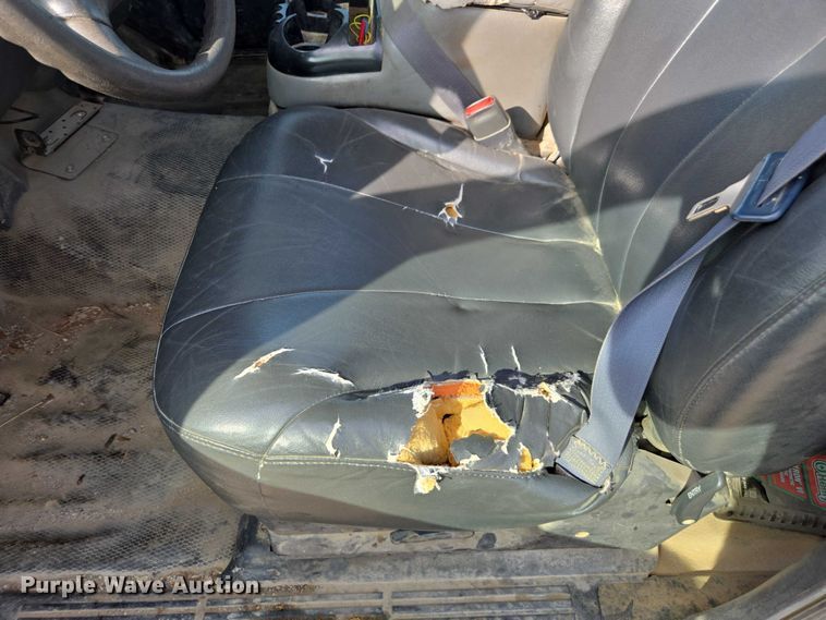 image for item DU7841 1999 Chevrolet Silverado 1500 pickup truck