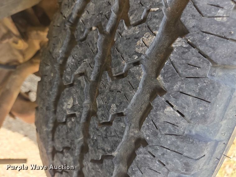 image for item DU7841 1999 Chevrolet Silverado 1500 pickup truck