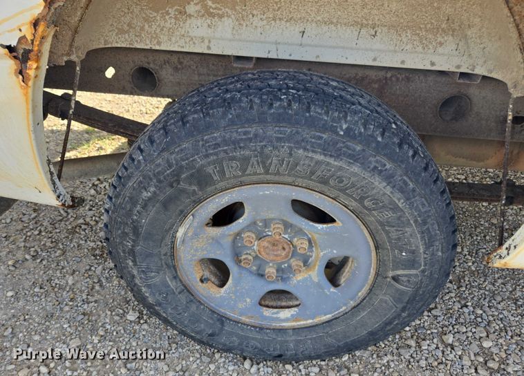 image for item DU7841 1999 Chevrolet Silverado 1500 pickup truck