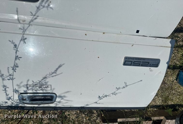 image for item DU7844 Pickup truck parts