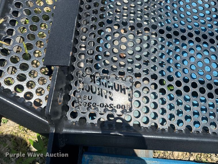 image for item DU7844 Pickup truck parts