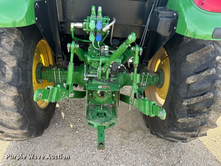 image for item DU7846 2019 John Deere 5100E MFWD tractor