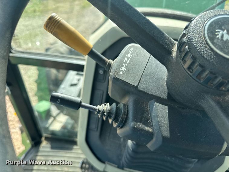 image for item DU7846 2019 John Deere 5100E MFWD tractor