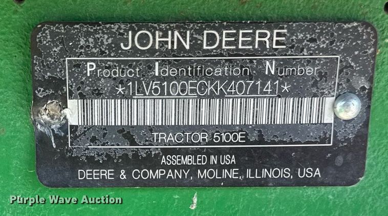 image for item DU7846 2019 John Deere 5100E MFWD tractor