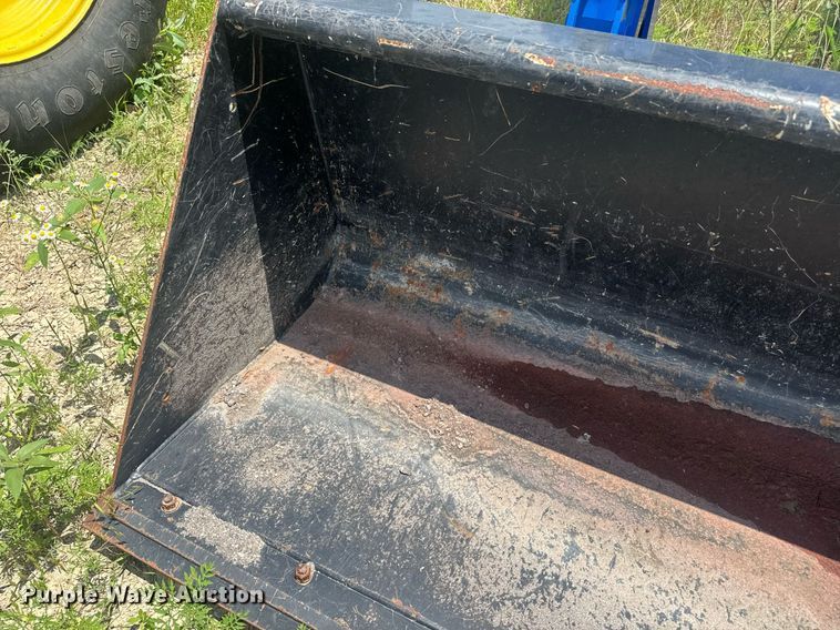 image for item DU7847 New holland 665Tl loader