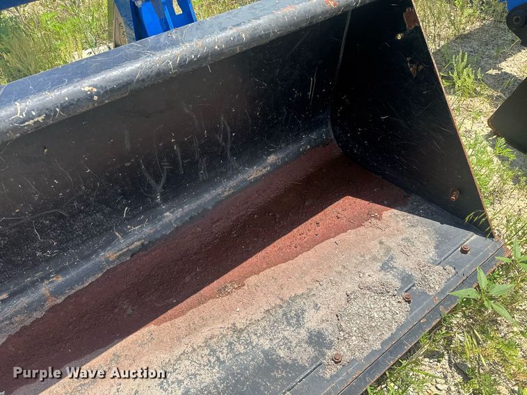 image for item DU7847 New holland 665Tl loader