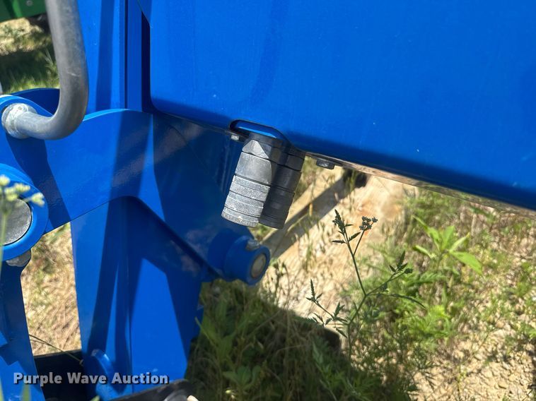 image for item DU7847 New holland 665Tl loader