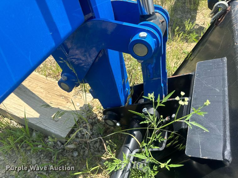 image for item DU7847 New holland 665Tl loader