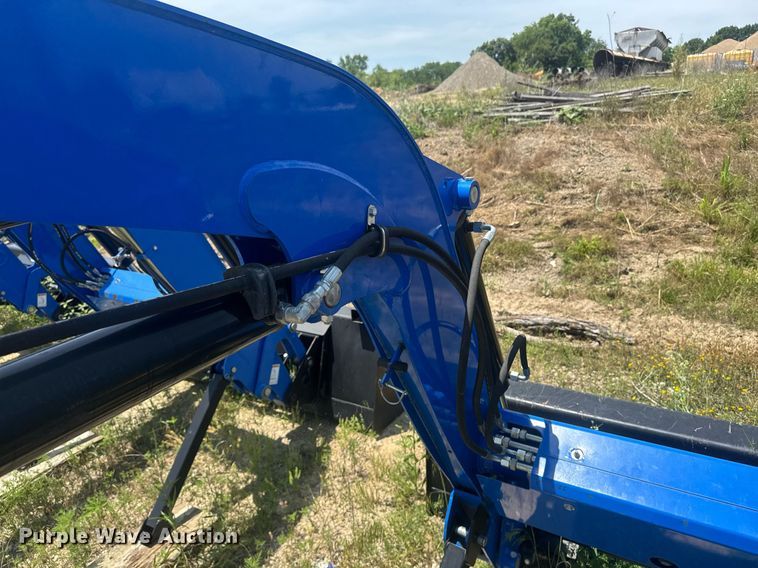 image for item DU7847 New holland 665Tl loader