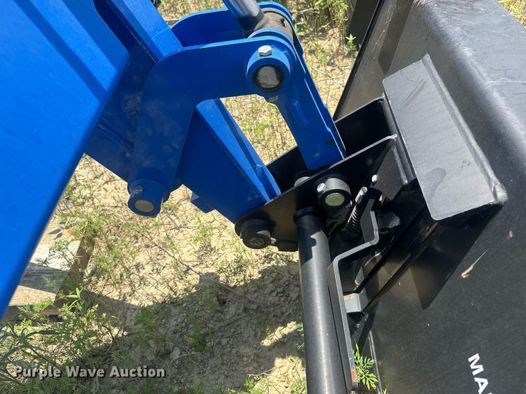 image for item DU7848 New holland 665TL loader