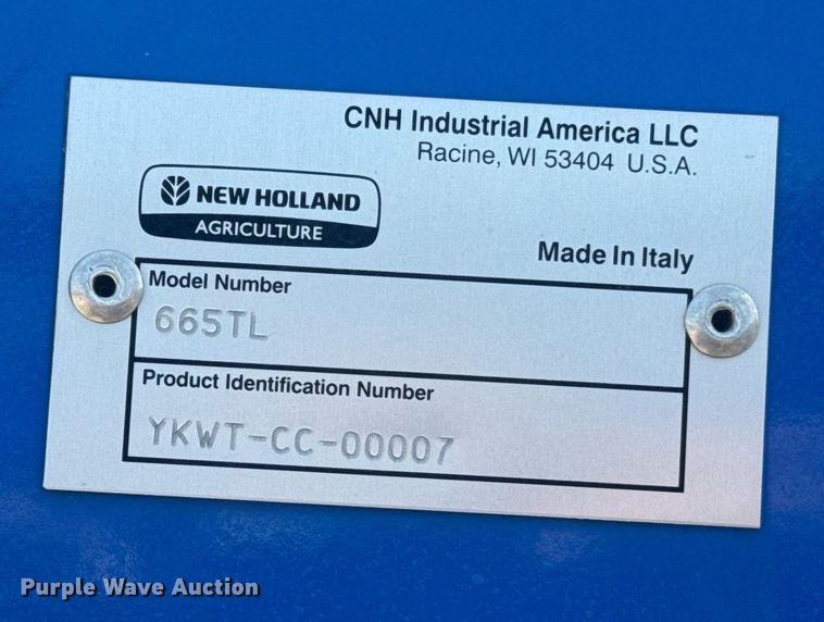 image for item DU7848 New holland 665TL loader