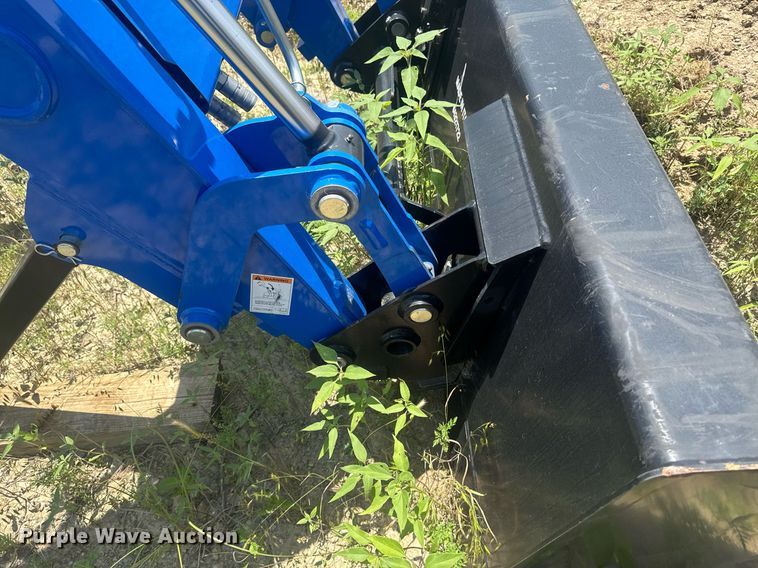 image for item DU7849 New holland 665TL loader