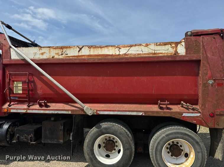 image for item DU7851 2008 International 7500 dump truck