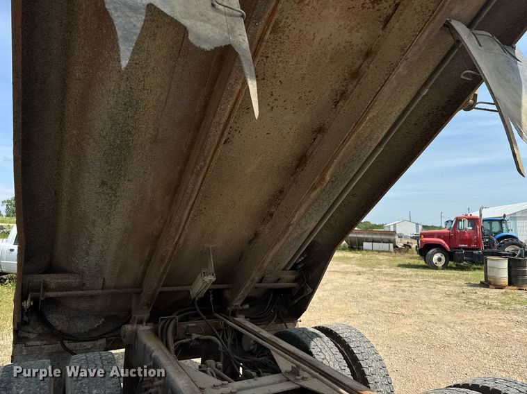 image for item DU7851 2008 International 7500 dump truck