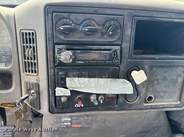 image for item DU7851 2008 International 7500 dump truck