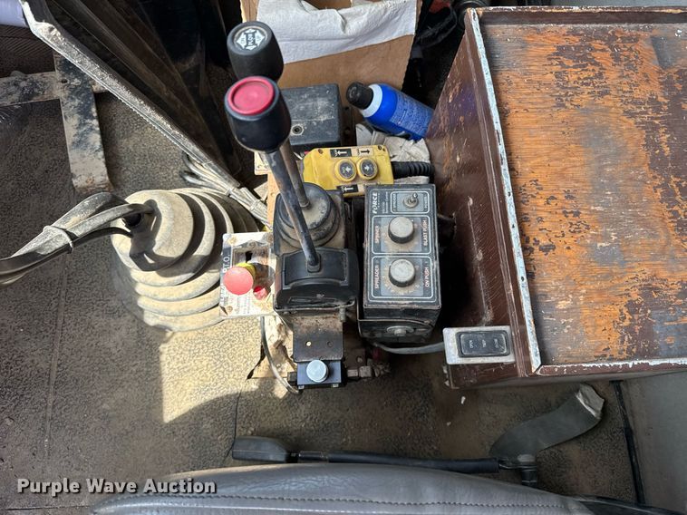 image for item DU7851 2008 International 7500 dump truck