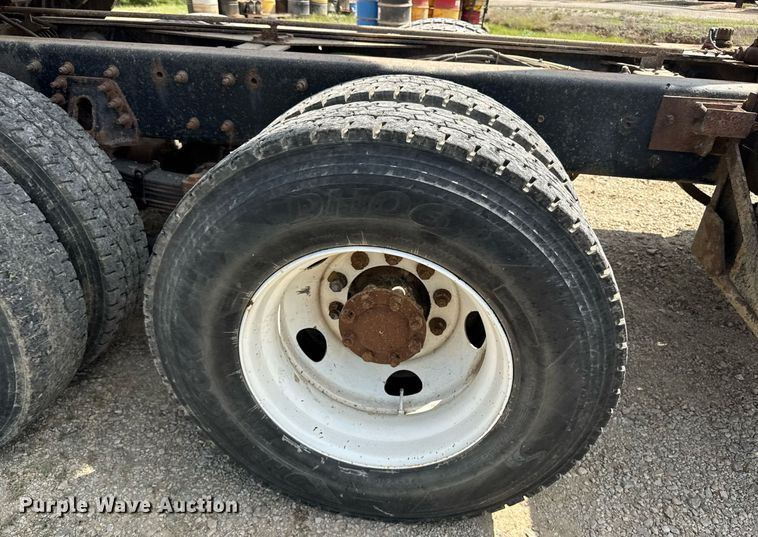 image for item DU7851 2008 International 7500 dump truck