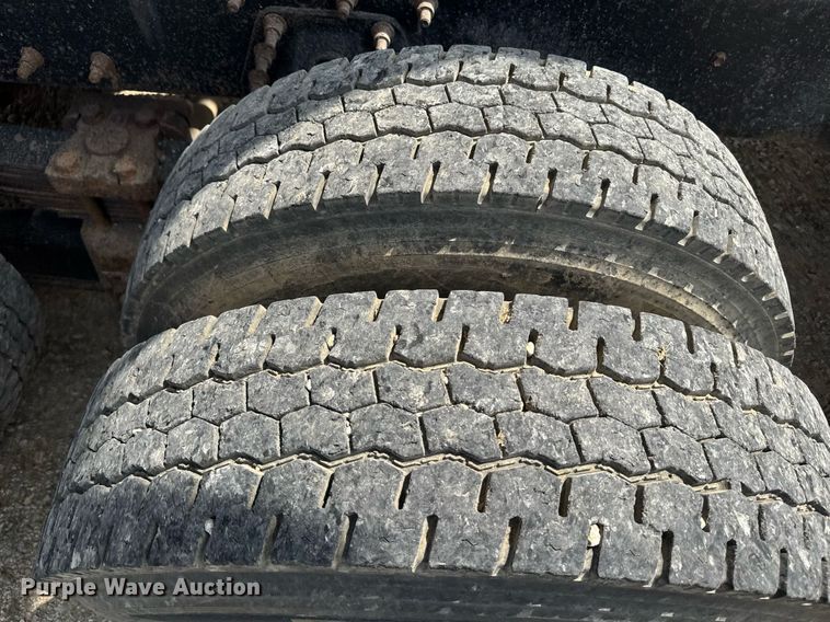 image for item DU7851 2008 International 7500 dump truck