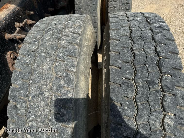 image for item DU7851 2008 International 7500 dump truck