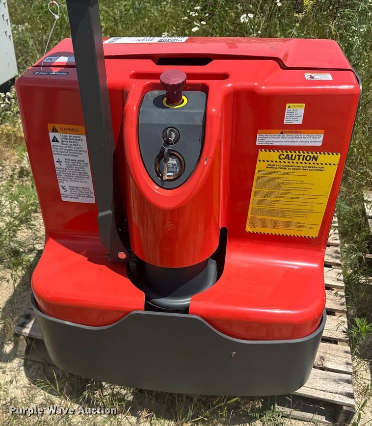 image for item DU7854 2020 Ballymore pallet jack