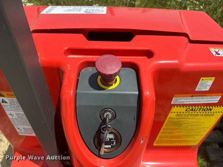 image for item DU7854 2020 Ballymore pallet jack