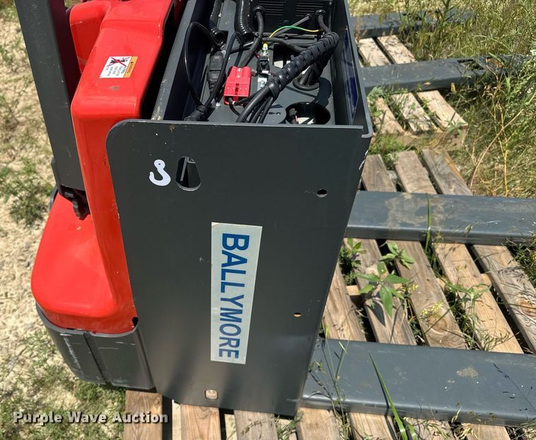 image for item DU7855 (2) Ballymore Bally Pal 40L pallet jacks
