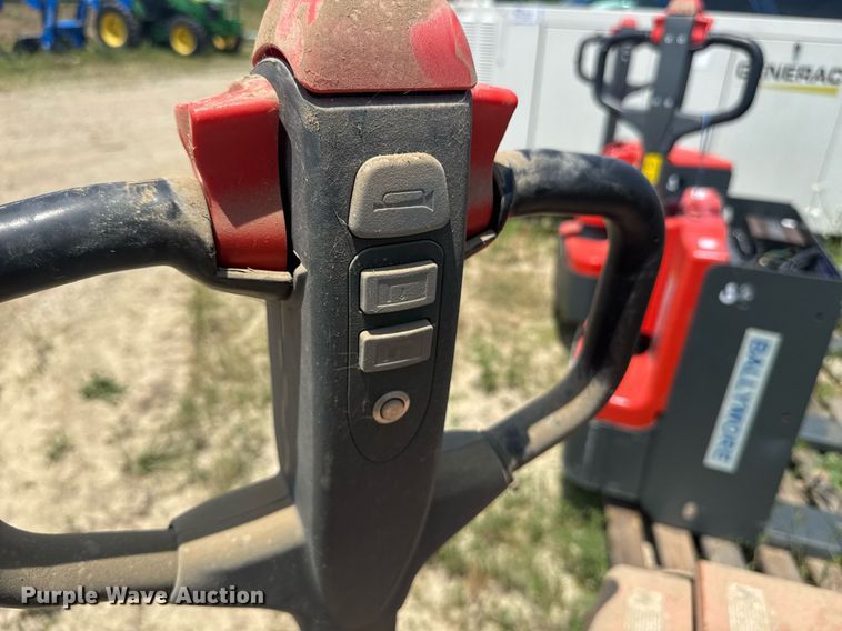 image for item DU7855 (2) Ballymore Bally Pal 40L pallet jacks