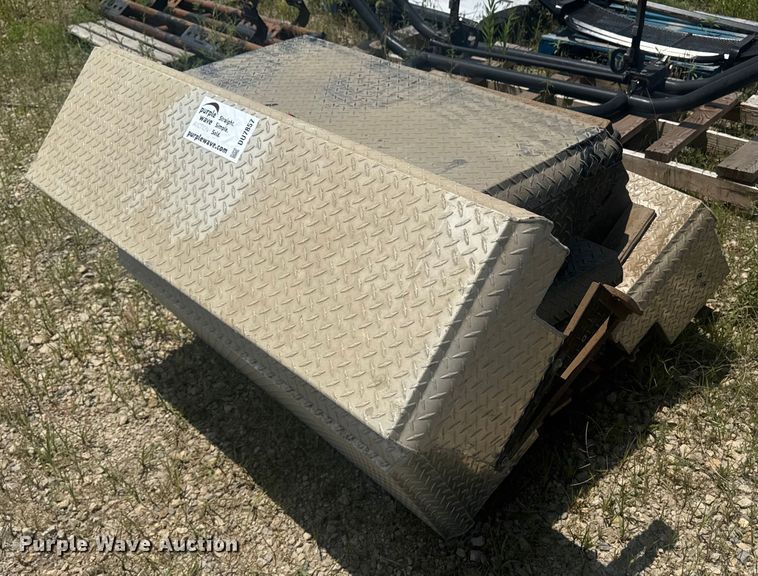 image for item DU7857 (6) toolboxes 