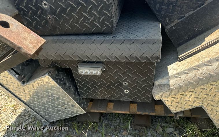 image for item DU7857 (6) toolboxes 