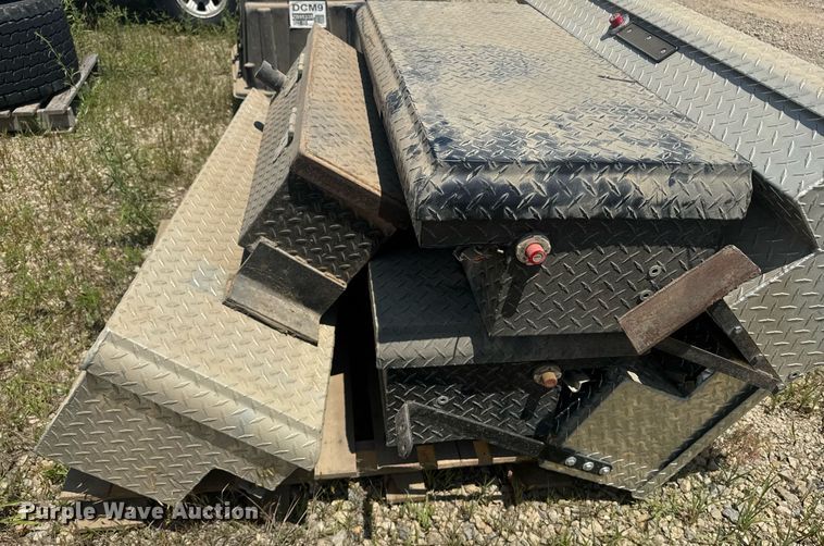 image for item DU7857 (6) toolboxes 