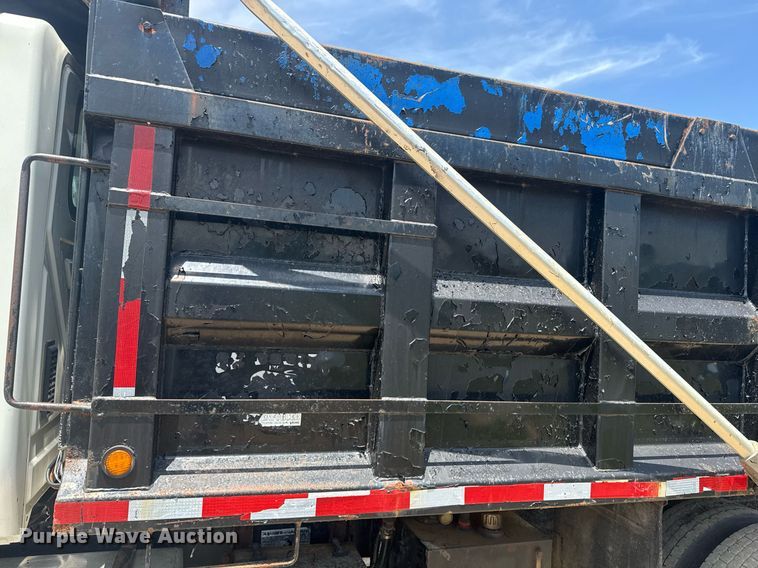 image for item DU7863 2008 International 7500 dump truck