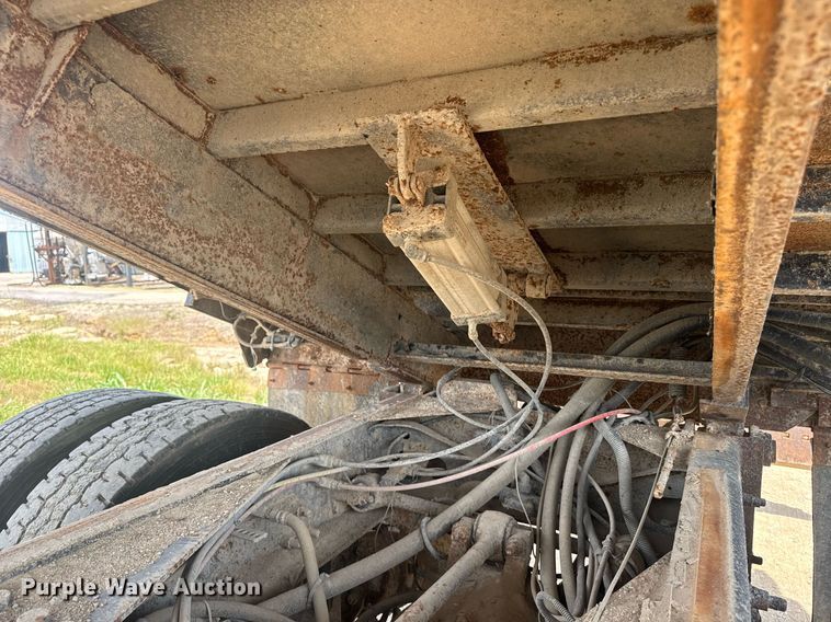 image for item DU7863 2008 International 7500 dump truck