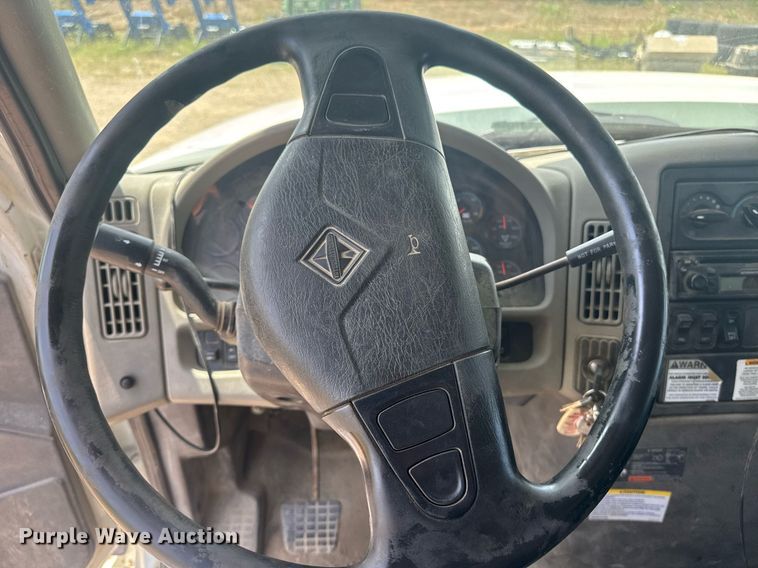 image for item DU7863 2008 International 7500 dump truck