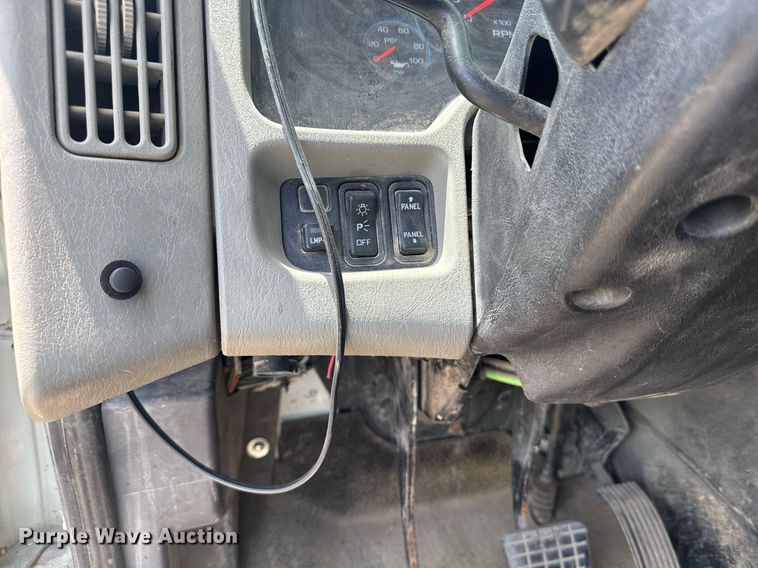 image for item DU7863 2008 International 7500 dump truck