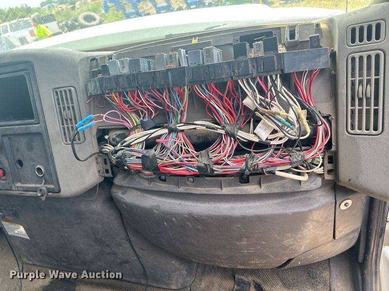 image for item DU7863 2008 International 7500 dump truck