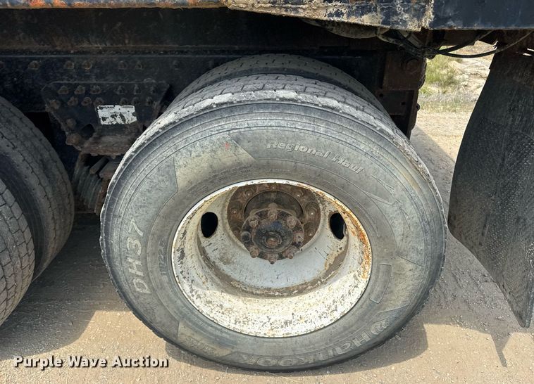 image for item DU7863 2008 International 7500 dump truck